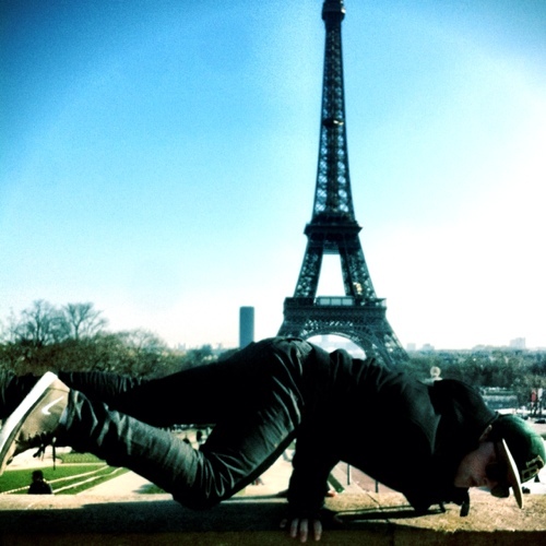  Josh in Paris