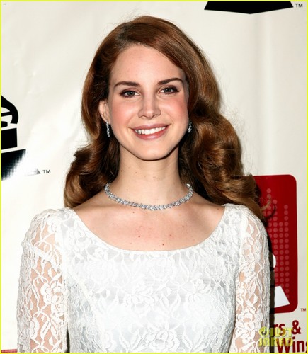  Lana Del Rey: Grammy Awards P&E Wing Event!