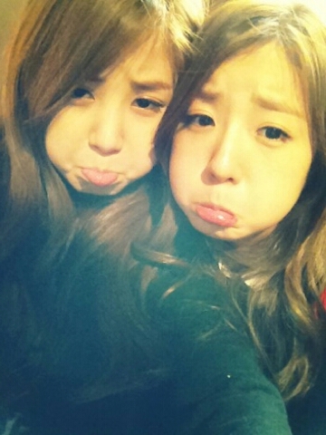 120209 Chorong Wagle Update with Bomi