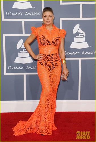  Fergie - Grammys 2012 Red Carpet