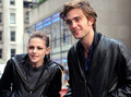Robert Pattinson and Kristen Stewart - robert-pattinson photo
