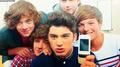1D phone!!! i want!!!! - one-direction photo