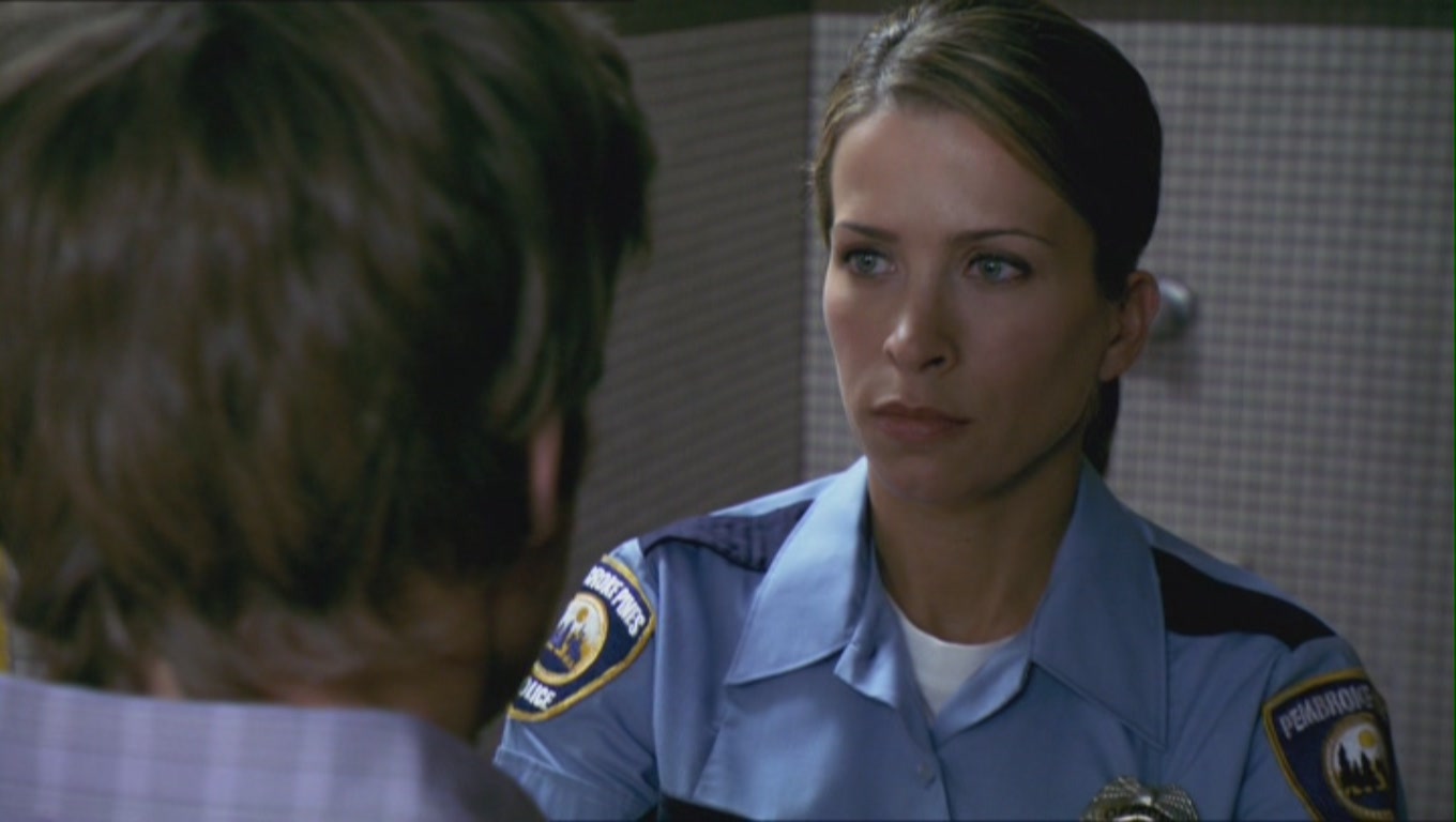 Cox as Officer Zoey Kruger in 4x04 "Dex Takes A Holiday" ~ ...