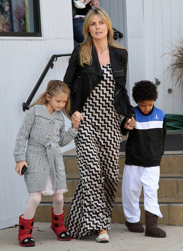  Heidi Klum Takes The Kids To Karate (February 18)