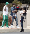 Justin+Bieber+Justin+Selena+Practicing+ - justin-bieber photo