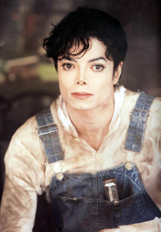 Michael Jackson My <b>little Peter</b> Pan! - My-little-Peter-Pan-michael-jackson-29165971-555-800