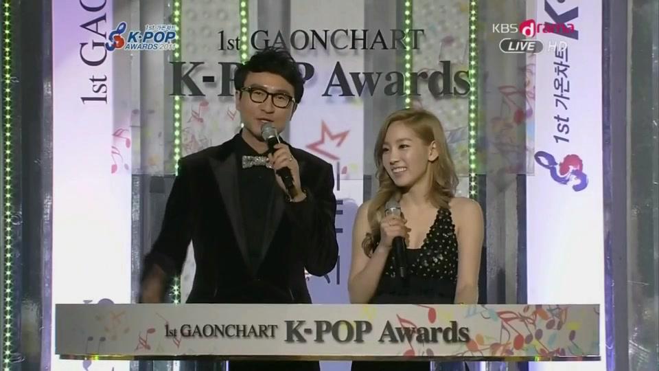 MC Taeyeon @ 1st Gaon Chart K-Pop Awards  - s%E2%99%A5neism 
