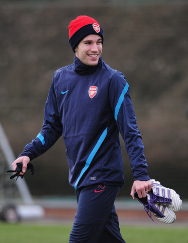  R. furgão, van Persie (Arsenal training session)