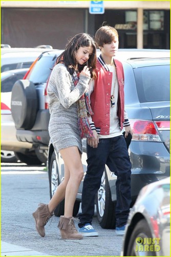  Justin Bieber & Selena Gomez: Saturday Date!