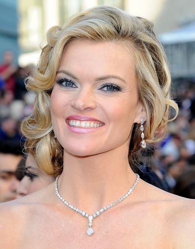 Missi Pyle @ the 2012 Academy Awards