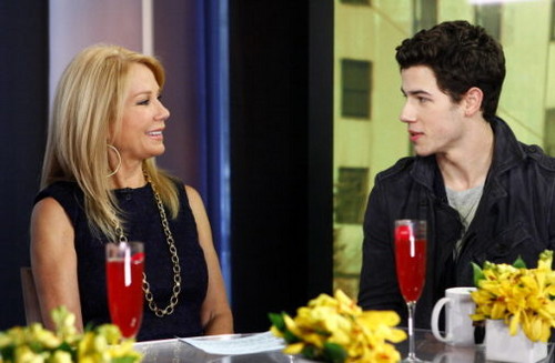  Nick Jonas - The Today montrer 2012