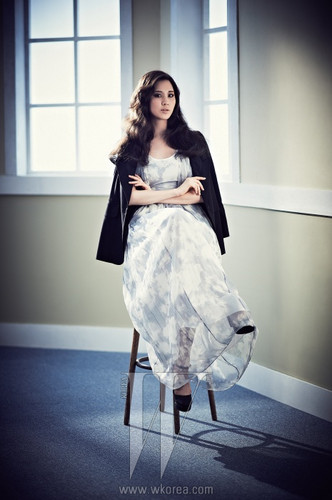  Seohyun W Korea 2012 March Issue