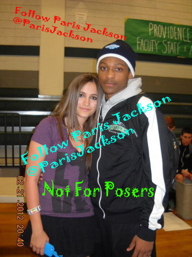  full leaked تصویر from tumblr paris jackson and her friend