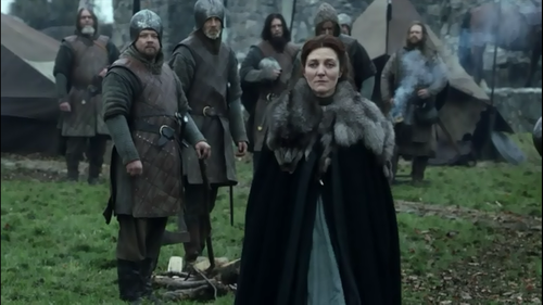  Catelyn Stark and Stark soldiers