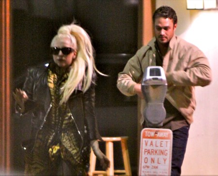 Taylor out in LA with Gaga