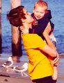 so cute tenage with child - justin-bieber photo