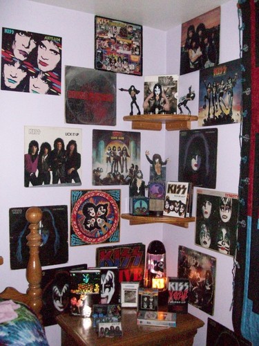 ★ My room...Kiss fan corner ☆