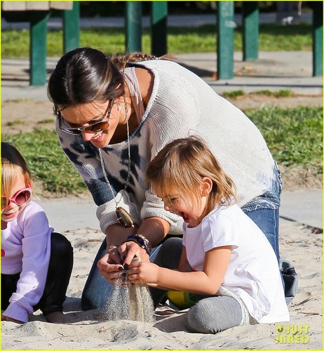  Alessandra Ambrosio & Anja: Playground Kisses!