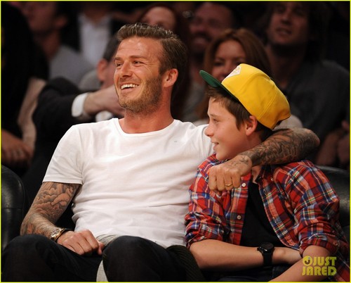 David Beckham: Lakers Game with Birthday Boy Brooklyn