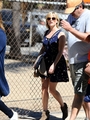 Reese Witherspoon Out & About In Brentwood - reese-witherspoon photo