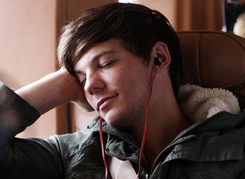  Sleepy Louis