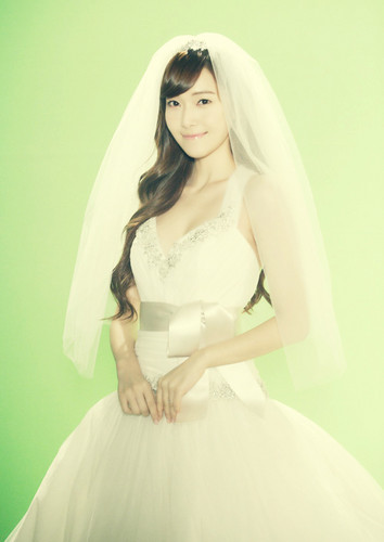  Jessica in wedding dress