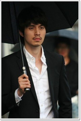  Lee Dong Wook