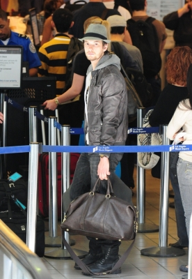  MARCH 4, 2012 | DEPARTING FROM LAX AIRPORT