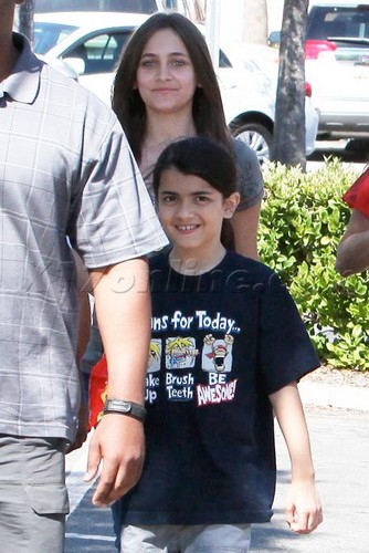  Paris and her little brother Blanket Jackson