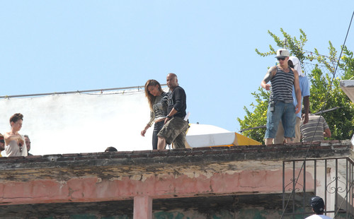  Filming A संगीत Video In Acapulco [11 March 2012]