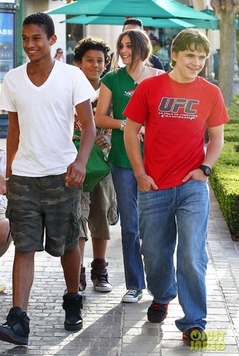  Jaafar, Jermajesty Paris and Prince Jackson at the Commons in Calabasas March 11th 2012 ther smile(: