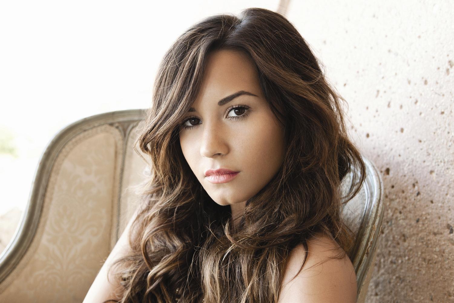 Demi-Lovato-demi-lovato-29810108-1500-1001 dans star