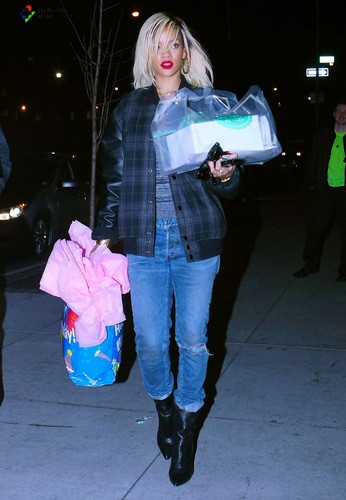  Grocery Shopping In NYC [16 March 2012]