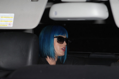  Katy In London [19 March 2012]