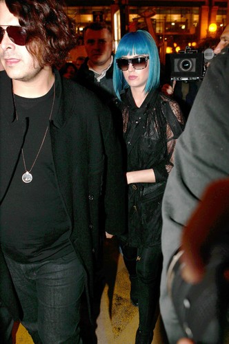  Katy In London [19 March 2012]