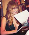 Jennifer book signing in NYC - jennifer-lawrence photo