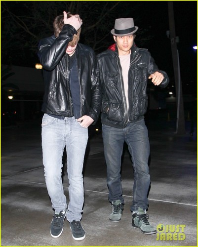 Harry and Chord at LA Lakers game at Staples Center in LA, March 24th 2012