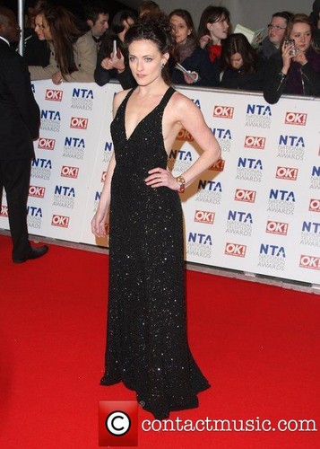  Lara @ 2012 "National ti vi Awards" - Luân Đôn
