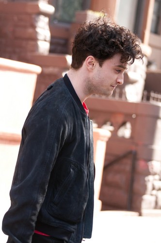  On the set of «Kill Your Darlings» - March 26, 2012 - HQ