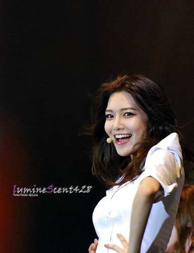 Sooyoung @ Twin Towers Live 2012 concert
