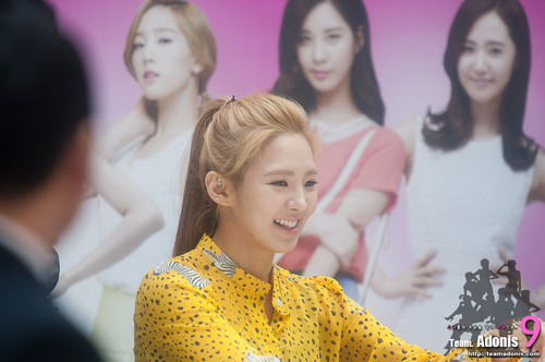  Hyoyeon @ Lotte Department پرستار Signing Event