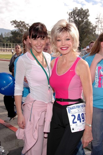  Komen Race For The Cure At The Rose Bowl In California [26 February 2006]