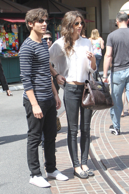  Lou & Eleanor. ♥