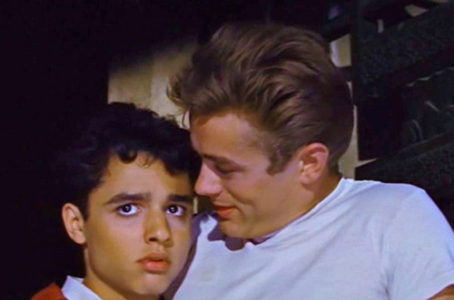  Sal Mineo and James Dean