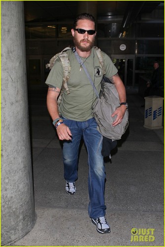  Tom Hardy: Frequent Flyer