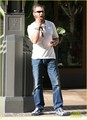 Tom goes out shopping at The Grove on Tuesday (March 27) in West Hollywood, California - tom-hardy photo