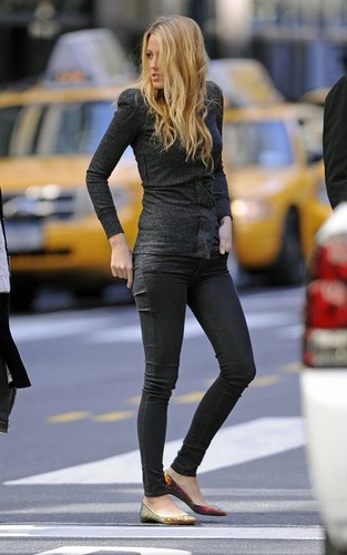 Out in Midtown - April 3, 2012