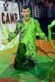 Taylor got slimed Kids' Choice Awards 2012 - taylor-lautner photo