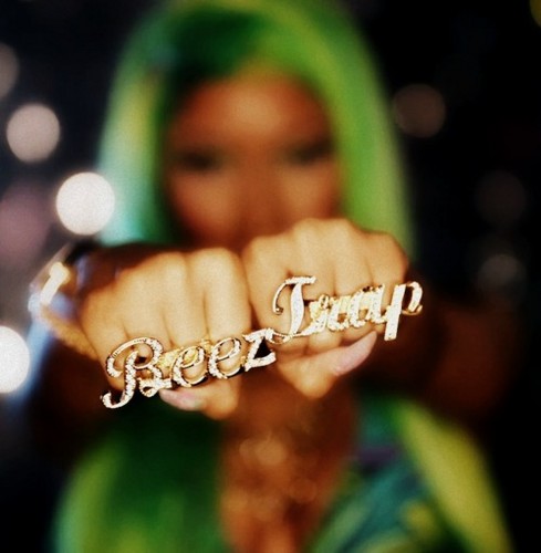  Beez in the Trap-Music Video