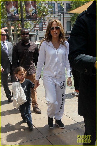  Jennifer Lopez: Easter Bunny with the Twins